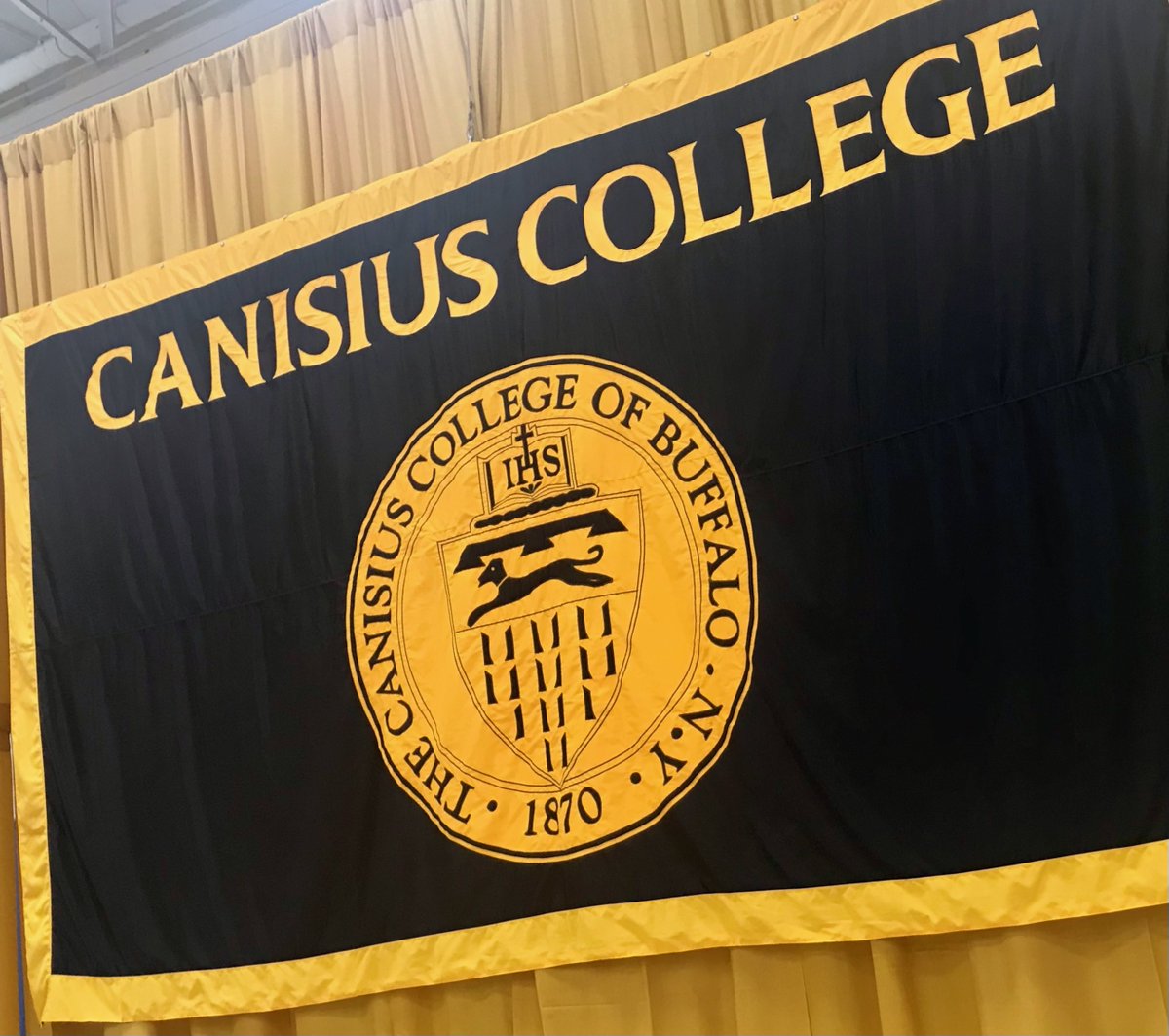 Canisius_Univ's tweet photo. Congrats Graduate Class of 2021!  Watch the virtual ceremony here: https://t.co/Utpj2l4wRO    #GriffGrad https://t.co/l4QMy2oh1p