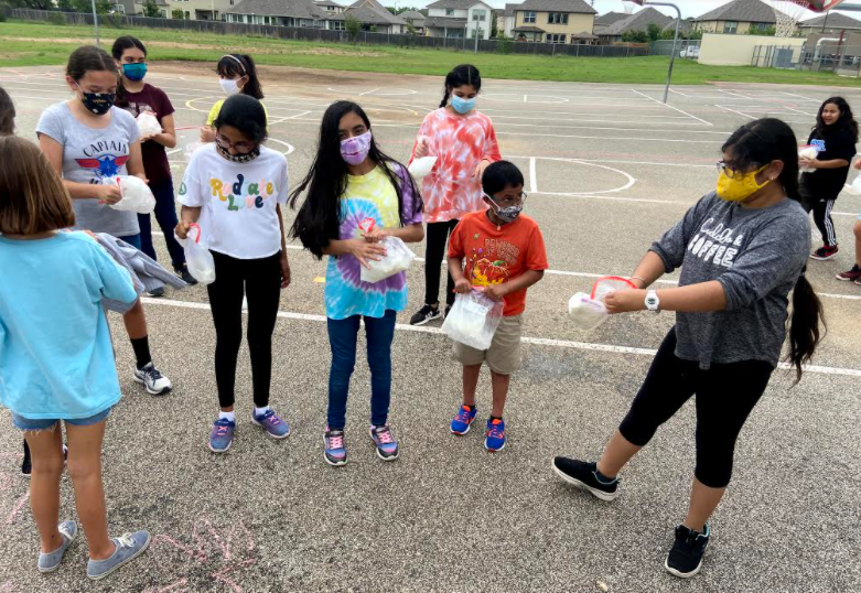 NISDCarnahan's tweet photo. Our 5th graders made ice cream today! #CarnahanReunited #CampCarnahan #RootedCarnahan https://t.co/rRyKgvFgCZ