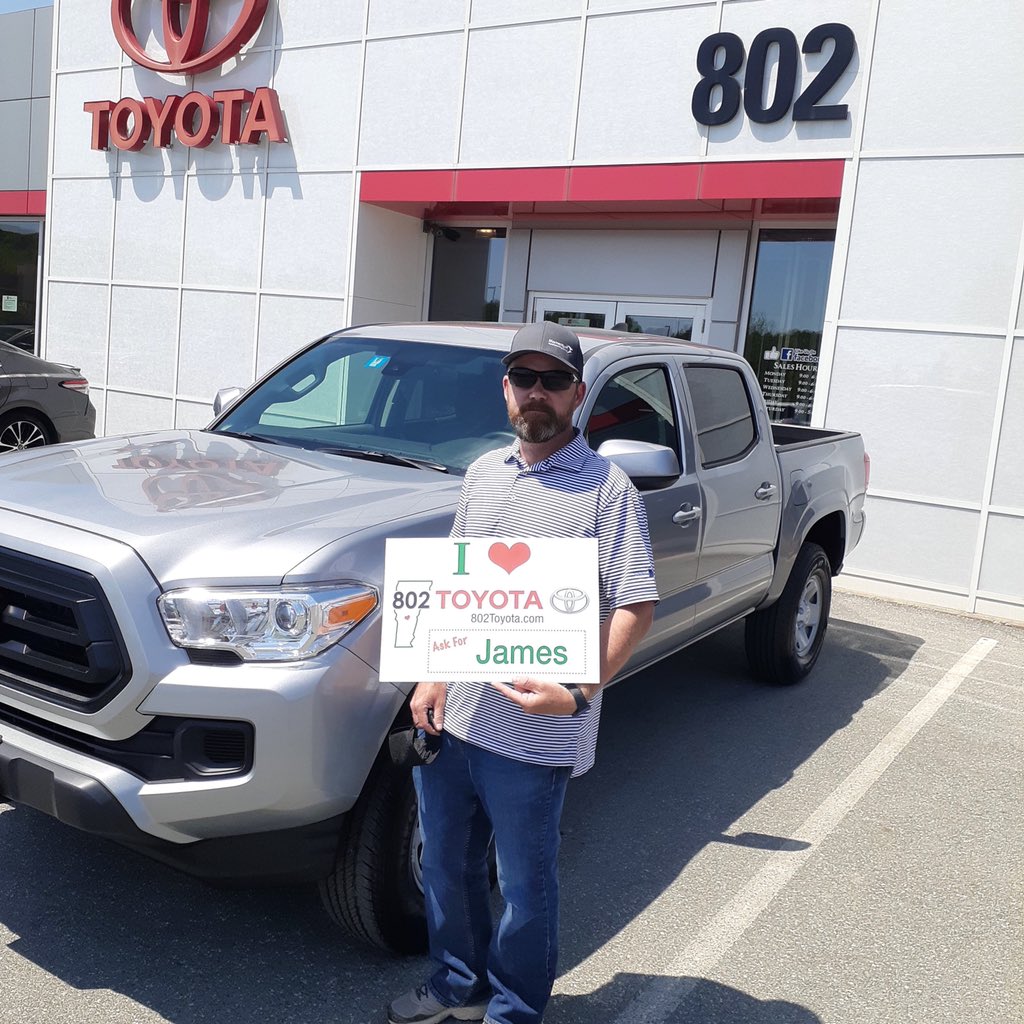 Here’s to Thad, who just took a safe delivery of this 2021 #ToyotaTacoma from James Brown!

Be sure to #AskforJames by calling (802)224-7241, or email jabrown@802cars.com
💪❤️🚙🏥💯
#vermontstrong #ilove802toyota #stayhealthy #staysafe