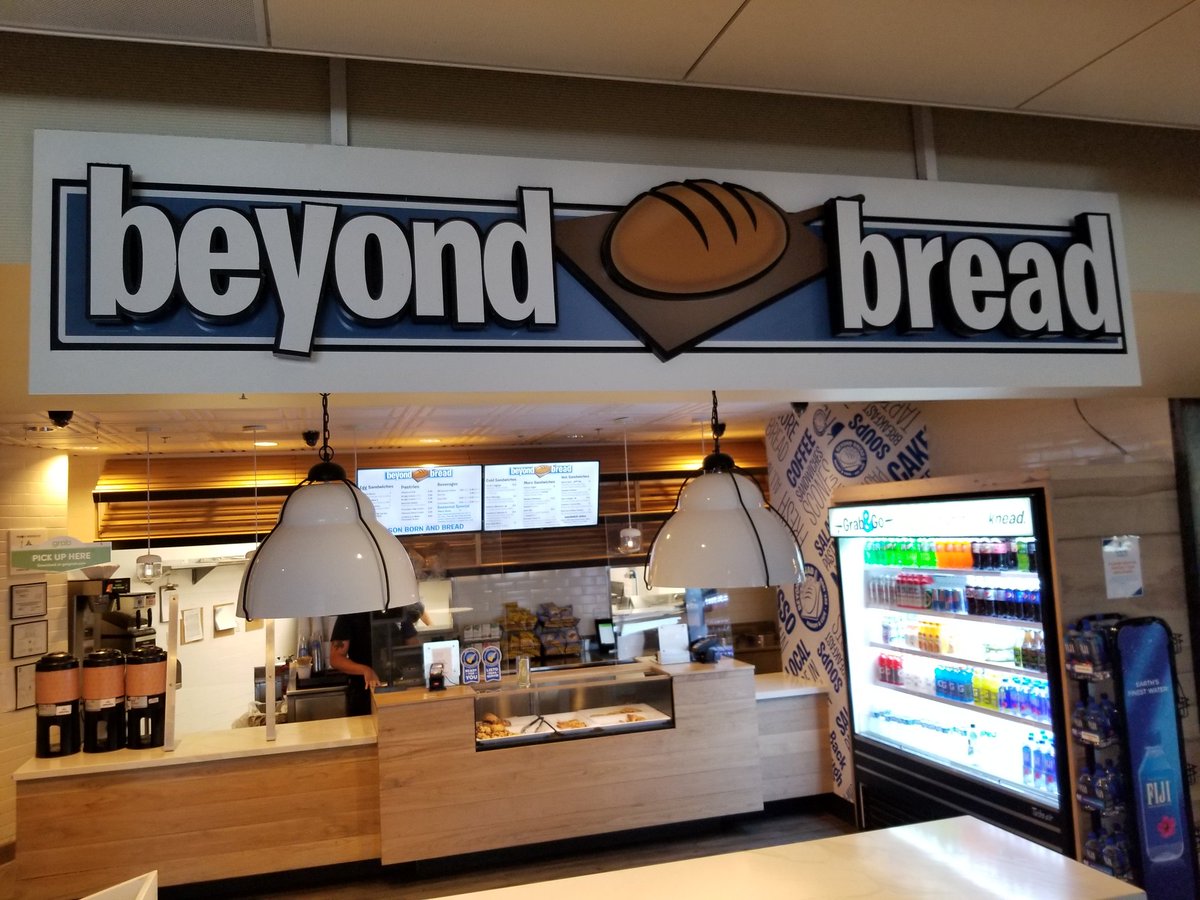 Tucson Airport tweet media