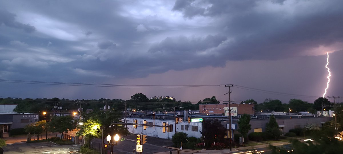 Somehow a good storm makes me feel at peace #WashingtonDC #thunderstorm #Weather