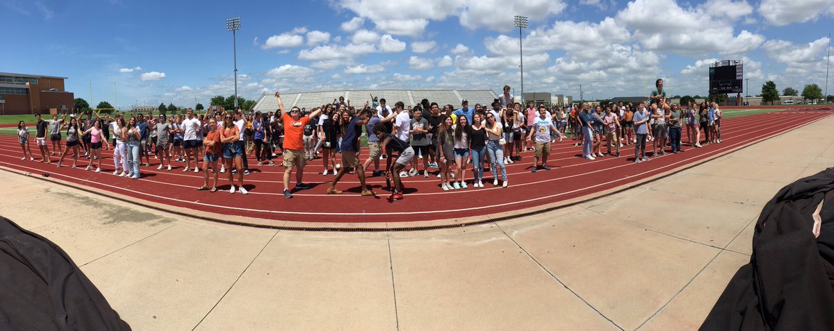 2021 Seniors being soon to be graduated Seniors of <a href="/Rockwall_HS/">RockwallHighSchool</a> Makes me smile!! #JFND. Looking forward to June 3rd where we get to honor you!!