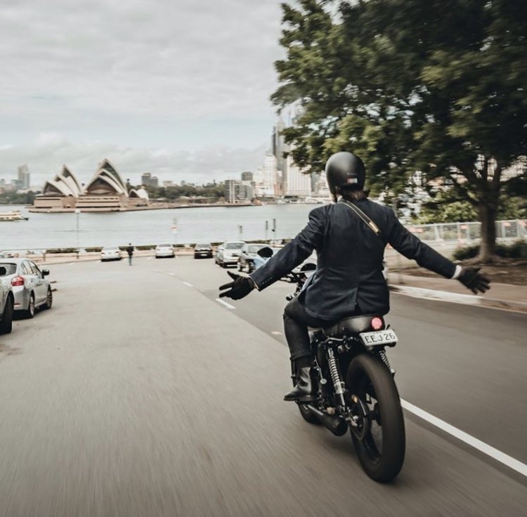 MUTTMOTORCYCLE1's tweet photo. Good photo share!
#muttmotorcycles
#マットモーターサイクルズ
#ジェントルマンズライド
#gentlemansride
#akita
#fsr
#razarback
https://t.co/5ee55LmK8x https://t.co/WitYbbaDBN