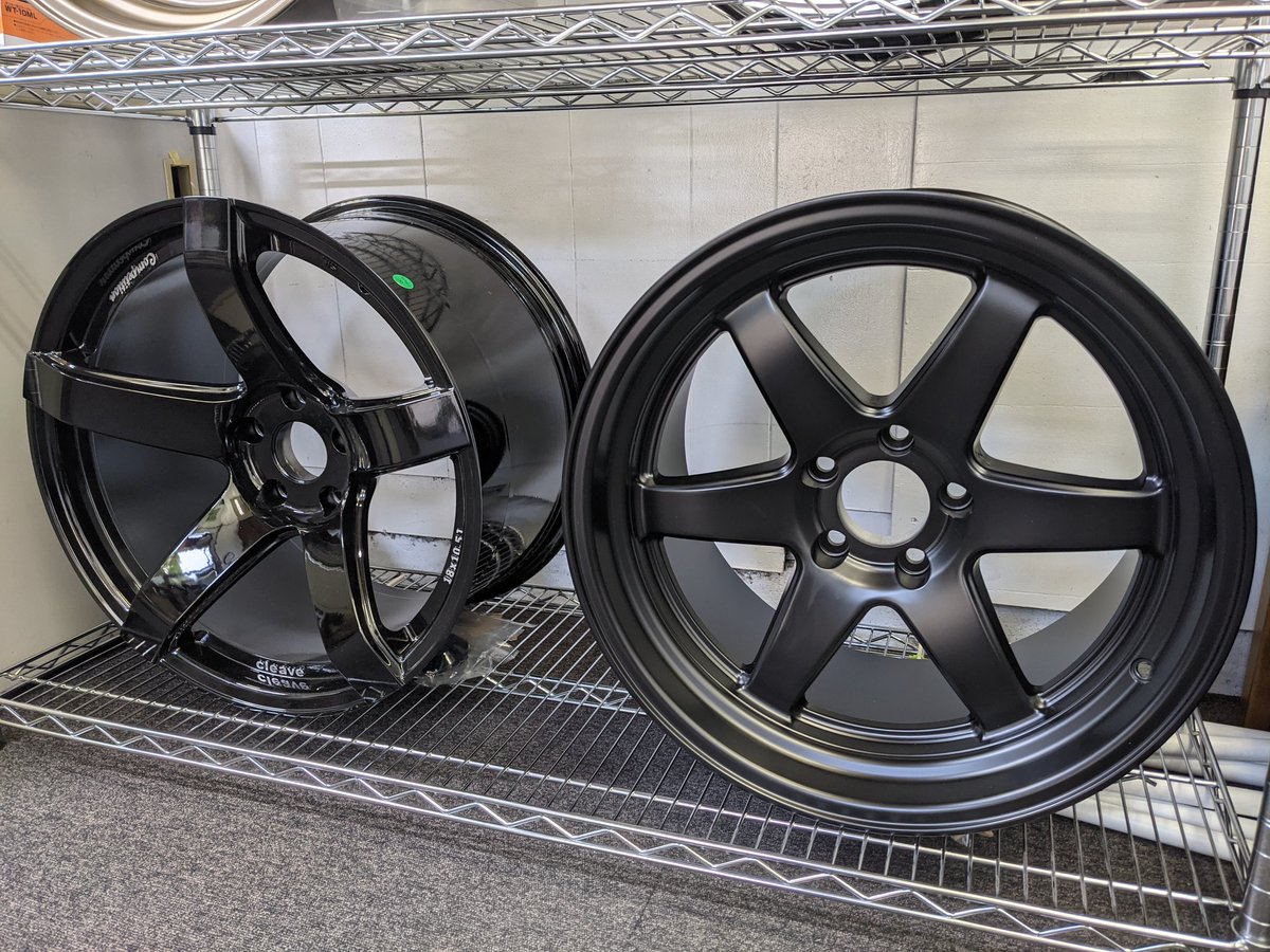 mikeracing311's tweet photo. ホイール入荷致しました‼️
18インチ×9.5J/10.5J
PCD114.3  5穴です。
本数に限りがございますので、
気になる方はDM下さい✌️
お待ちしております🌟
#ホイール売ります #ドリフト #拡散希望 https://t.co/LKaHWKj4f6