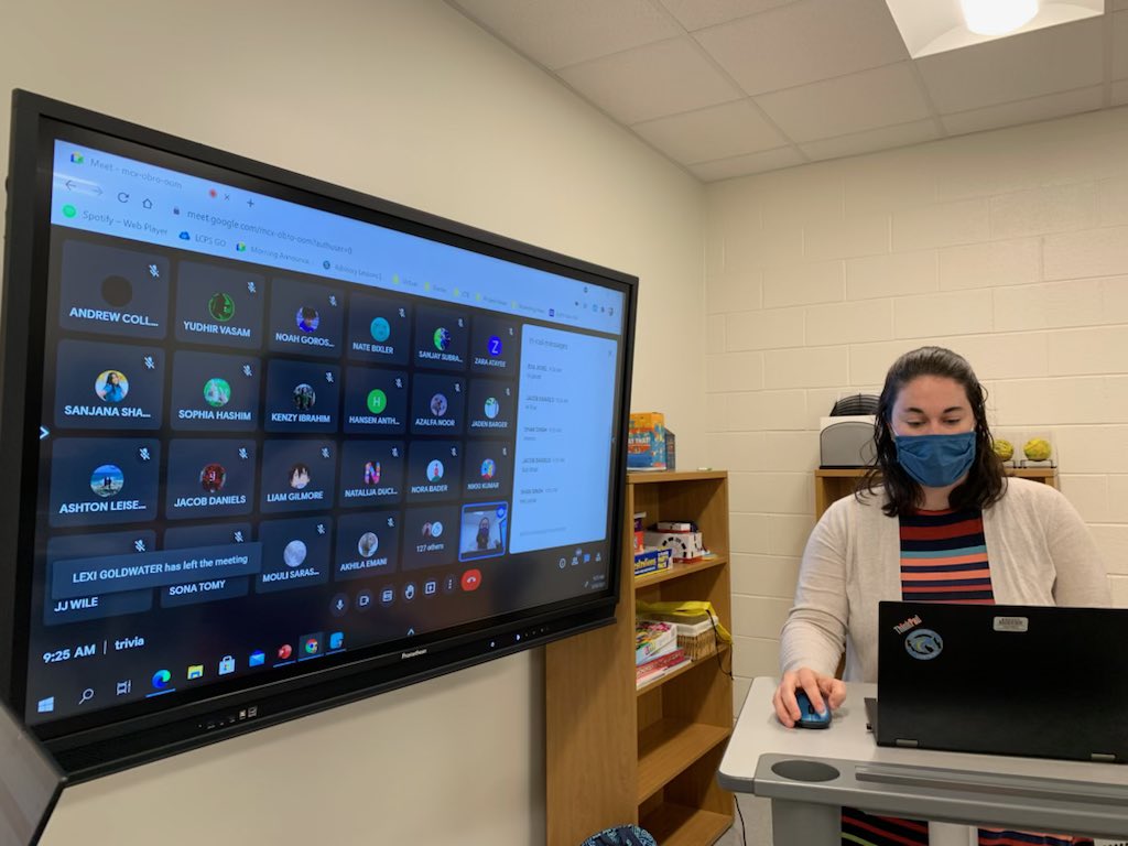 MurrayMKTG's tweet photo. Today 168 of my closest Lightridge friends (virtual and in-person!) and I played trivia during our Wellness Expo. While we didn’t get to play in teams, I had so much fun talking to students about the Q&amp;A’s. It was the most “normal” the school year has felt all year! ⚡️ https://t.co/yu3JKF7hds