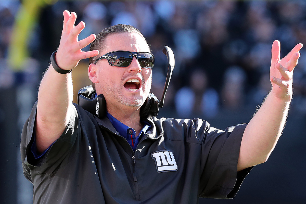 Ex Giants coach Ben McAdoo resurfaces with Cowboys