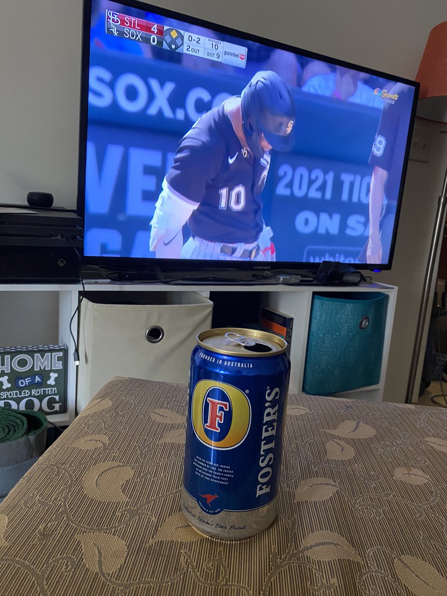 WhiteSoxTran's tweet photo. Well I was hoping to tweet two beers. But here’s the #GoodSaveMate for last night... #108ing https://t.co/G4jeouJVup