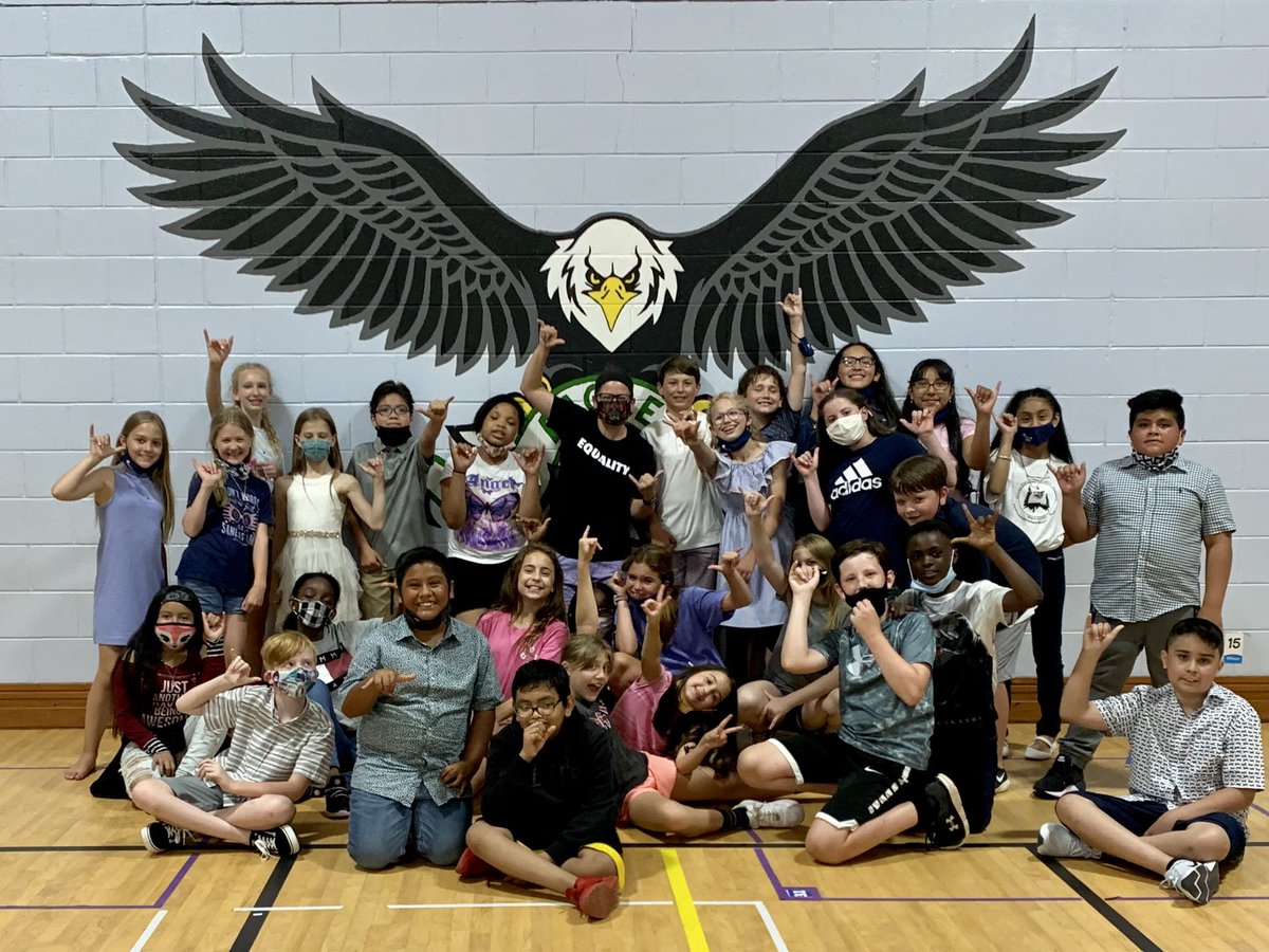 Coach Snyder tweet media