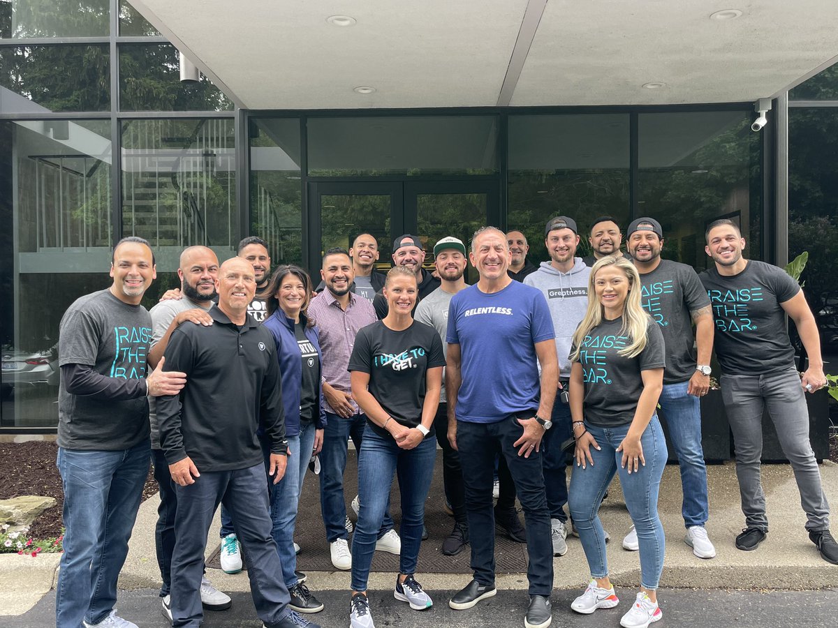 DSOM Academy ✅ Now let’s go back into the markets and #RaiseTheBar 🙌🏽 <a href="/leithsawa/">Leith Sawa</a> <a href="/KeithFagan5/">Keith Fagan</a> @JimmyBayard <a href="/thatsammori/">Saber Ammori</a> <a href="/JRojas537/">Juan Rojas</a> <a href="/_RoxWV/">Roxana</a> <a href="/Sumitse36860070/">Sumitsethi</a> <a href="/ltgirlboss/">ltgirlboss</a> <a href="/EphraimNaas/">NAAS</a> <a href="/baltimorewv/">Joshua Grana</a> <a href="/JEast24/">Justin Eastway</a>