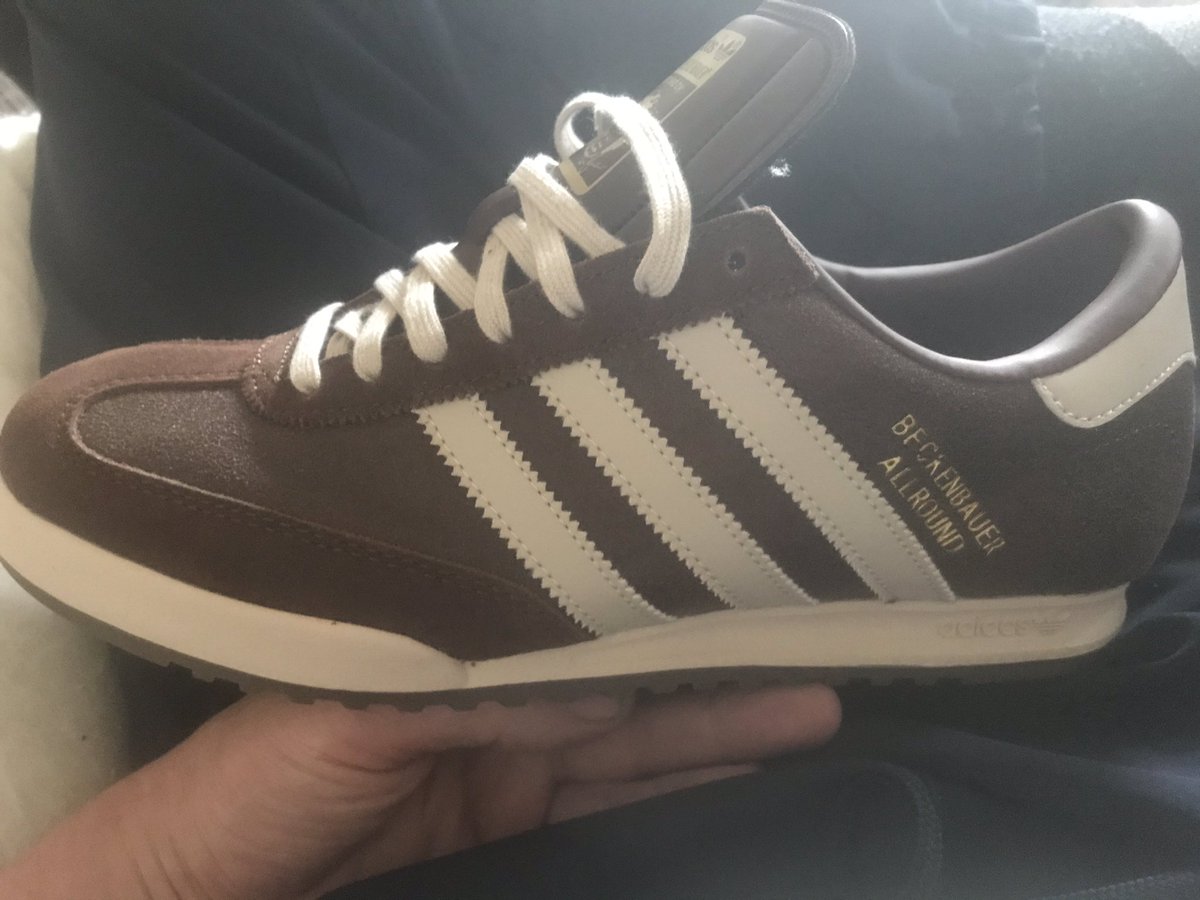 LepesVlad's tweet photo. I love my new few pairs of 3 stripes/// #adidasZX #AdidasBeckenbaur &amp;  #AdidasSambaOG that when it’s raining I’ll wear some old Samba super or something. #KeepAdidasTidy @aksuperk  #Mad4itRkid https://t.co/Dgd97uFqRp