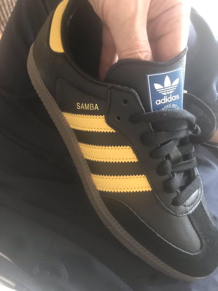 LepesVlad's tweet photo. I love my new few pairs of 3 stripes/// #adidasZX #AdidasBeckenbaur &amp;  #AdidasSambaOG that when it’s raining I’ll wear some old Samba super or something. #KeepAdidasTidy @aksuperk  #Mad4itRkid https://t.co/Dgd97uFqRp