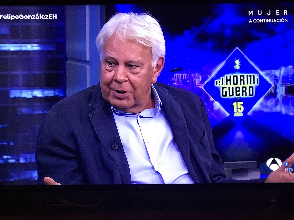 diostuitero's tweet photo. “¿Por qué nos quieren obligar a ser los nietos de la Guerra Civil en vez de ser los hijos de la Democracia?”

#FelipeGonzálezEH #Dios https://t.co/NV82hHuzmw