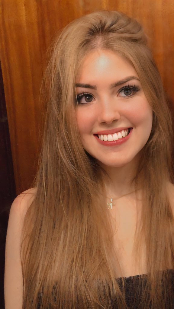 manucpg_'s tweet image. aq tb pq essas fotos n tem um defeito