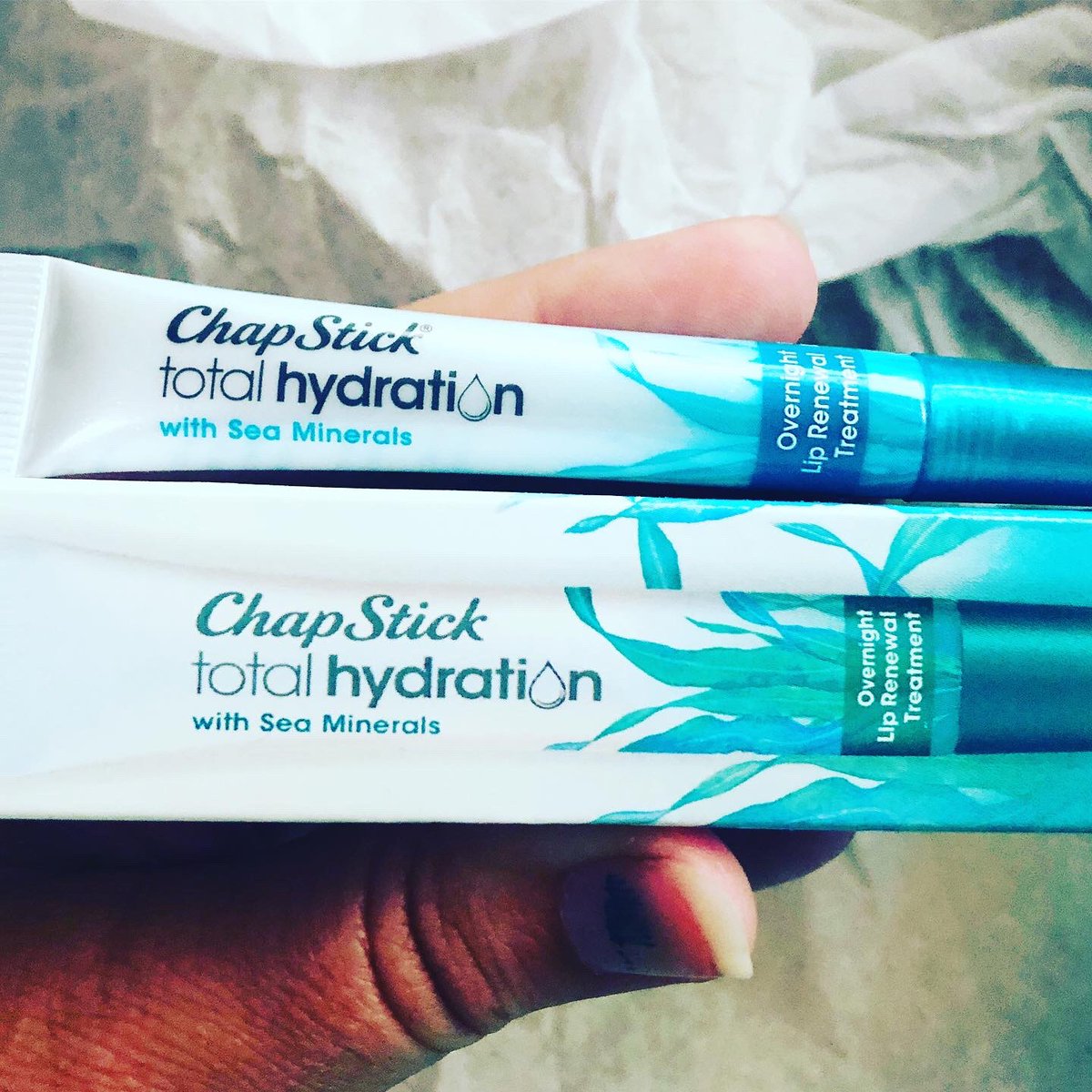 tsazspoll's tweet photo. What a fun #voxbox this was from #influenster and so many neat items to try in it! #SundownNutrition #sundownxinfluenster #complimentary @sundownvitamins @Influenster https://t.co/3fyvLqBpd0