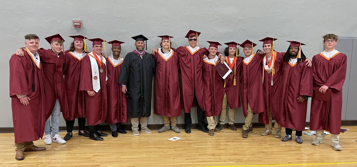 CoachBradLutz's tweet photo. Congratulations Class of 2021. You will always be a special group to our coaches &amp; my family. Thanks for your commitment to our football family.  This group includes 9 going to college (8 college athletes), 2 entering the workforce, &amp; 2 going into the military. #ProudCoach https://t.co/HufbDFDcBs