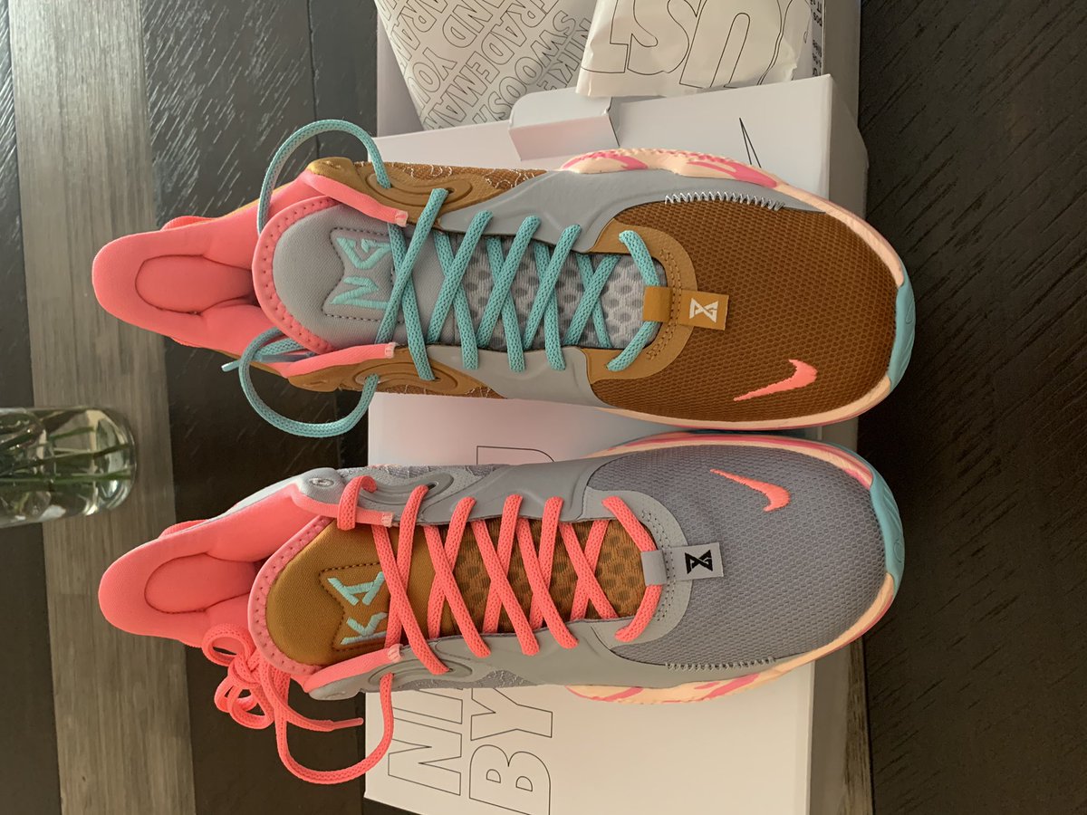 king_the_hooper's tweet photo. I might have the hardest @Yg_Trece customs out https://t.co/U1aHD39nPj