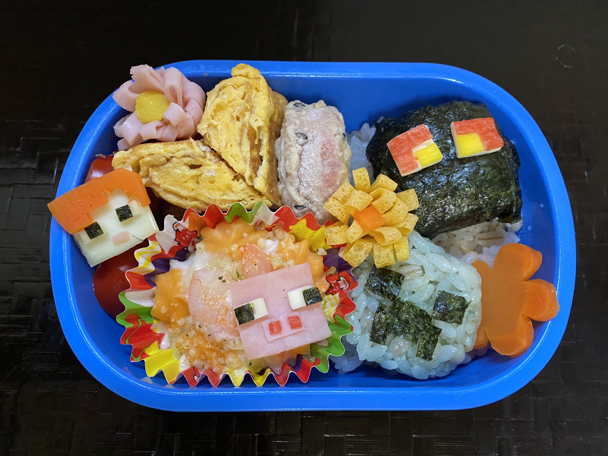 あやっぺ Stella サイレンヘッドの弁当作ってって言われたけど それは無理w 次は何を作ろうかなぁ キャラ弁 マイクラ ぶた クリーパー マグマキューブ T Co O9oulcglni Twitter