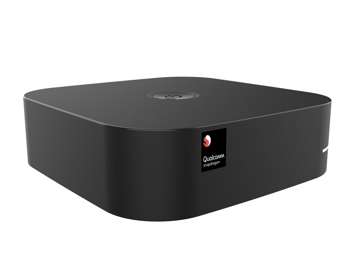 MSPTNR_Innovate's tweet photo. The @Microsoft and @Qualcomm Windows on Snapdragon Dev Kit is here. The platform is designed for developers to test and find optimizations in applications and drivers for #Windows on Snapdragon. Learn more: https://t.co/3EUIBNqbSV https://t.co/vEkuveLSHv
