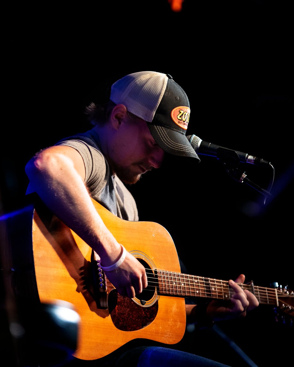BackstageNash's tweet photo. Check out photos from #BackstageNashville with @LRPOfficial, @thechriswallin, @RayStephenson, @SJmcdonaldmusic and @123tdbaker at https://t.co/yQ6Ur35GMZ!
@beeRollPhotography
#LeeRoyParnell #ChrisWallin #RayStephenson #SJMcDonald #TimothyBaker @3rdAndLindsley https://t.co/SrKTap6HYA