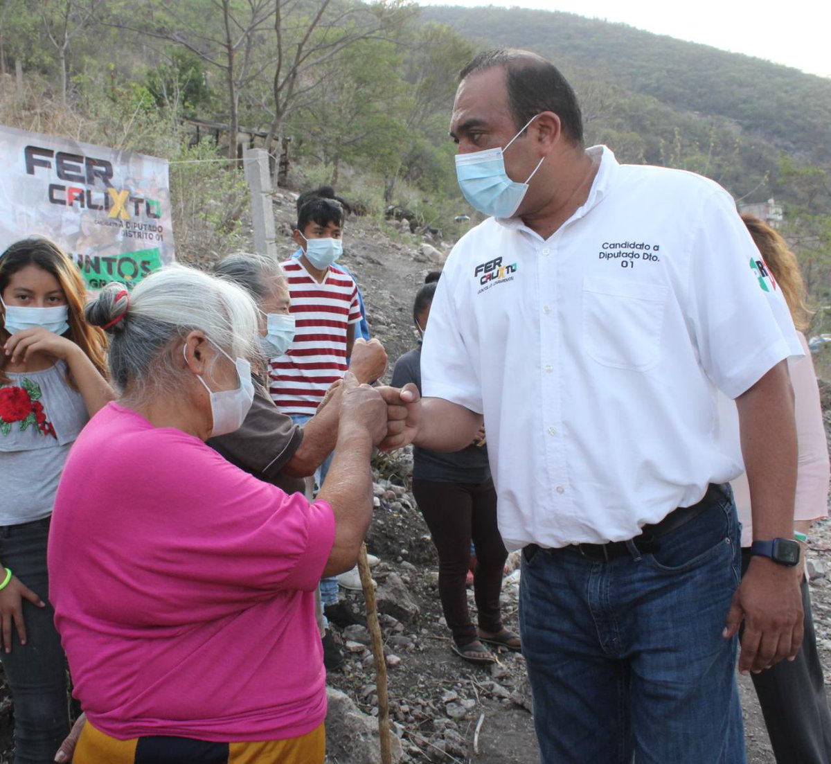 FerCalixtoC's tweet photo. Vamos a continuar el cambio junto a mis amigas y amigos de la colonia Santuario. Como su diputado por el distrito 01 trabajaré de manera incansable por lograr mejoras en la calidad de vida y desarrollo de la gente.
Este 6 de junio ¡Juntos lo lograremos!
#FerCalixto ✌️🔆0️⃣1️⃣ https://t.co/jhNmnqqz69