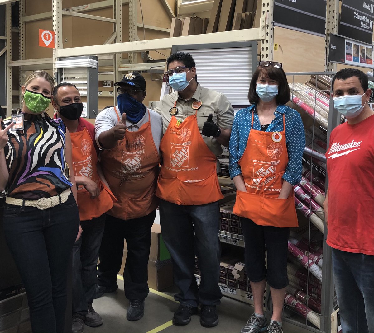 JodiOransky's tweet photo. #6604 San Ramon showed up in full force for today’s Rockwood PK...Whoo hoo...knowledge = leads = sales 🤑🤑🤑!!!  @THD_Hunter @HomeDepot @RockwoodShutter #teamworkmakesthedreamwork #iloveshutters #shuttersaregorgeous #PacNorthProud https://t.co/JZnnmAPvhc