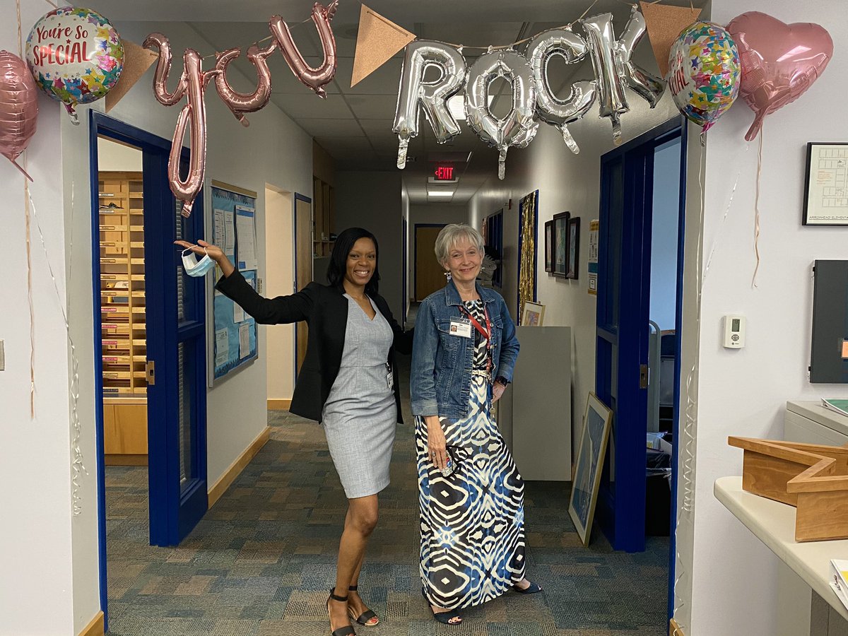 vbkimani's tweet photo. Y’all sure know how to spoil us🥰 @ArrowheadES Thank you for allowing @LorrieVoshell and I to serve you each day. We are the lucky ones. #proudprincipals https://t.co/16w8JSN0eN
