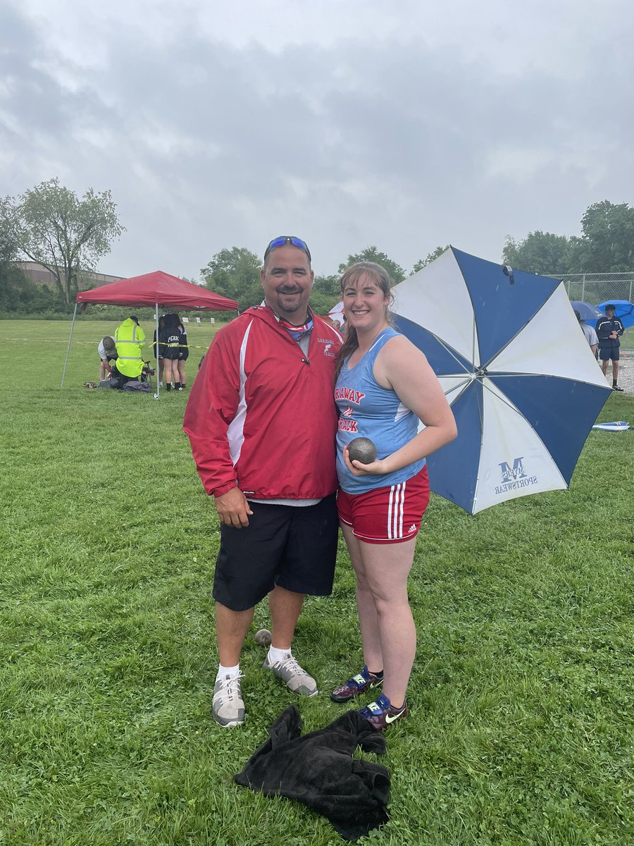 sackman_43's tweet photo. Congrats Makayla!! Regional Runner-up. OHSAA State Qualifier!! @GarawayLocal  @GarawayAthletic  @OHSAASports https://t.co/Zf2gPwH5HK