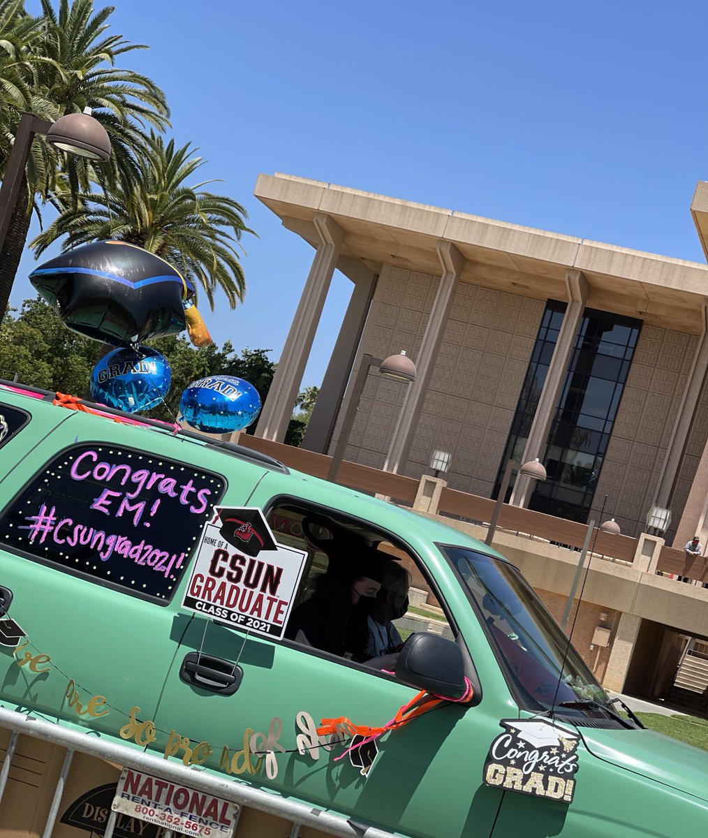 AnthroCSUN's tweet photo. π HOORAY π Congratulations, graduates! ππ΅π
#CSUNGrad2020 #CSUNGrad2021 #CSUNcarmencement #CSUN #CSUNanthropology #CSUNcsbs #CSUNanthropologyCares
#CSUNanthro #ANTHROcares #CSUNcares #CSUnorthridge https://t.co/VB9JQtFjwt