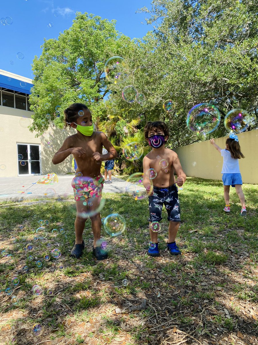 End of the year celebration was a hit! Day full of fun! ☀️🍉  #WeAreJrK <a href="/GulliverPrep_/">Gulliver Preparatory School</a>