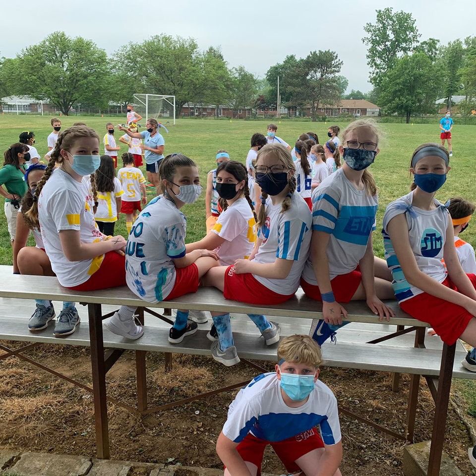 stmschoolatown's tweet photo. #STMspirit The Chancellor Games are back! Our students had a great day competing together during our annual event! #6thGrade #STMexcellence #STMfun 🖤❤️ https://t.co/Bh8GiHs2w5