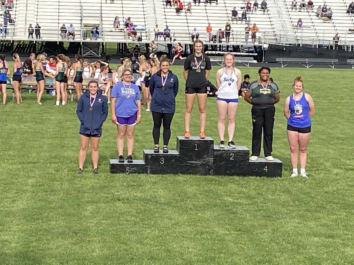 LadyGalesCC's tweet photo. Wilson on the podium in 8th and Crowell qualifies for the State Meet in third!! https://t.co/eHSmE9ji4A