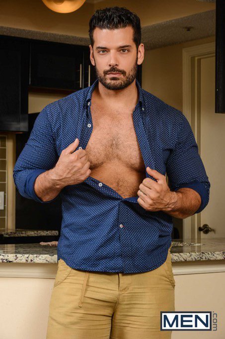 1 pic. #ThrowbackThursday #TBT We ?? a sexy latino like #MarcusRuhl 
 
#gay #gayporn #gaysex #NSFW #muscle