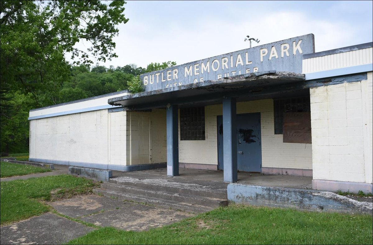 Butler has been awarded a state grant to demolish the Memorial Park pool and pool house, which have been closed since 2004.

butlereagle.com/article/202105…