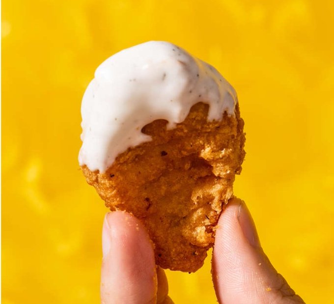 The best dipping sauce for McNuggets is daddies cum <3 https://t.co/FHv0ehOuSK