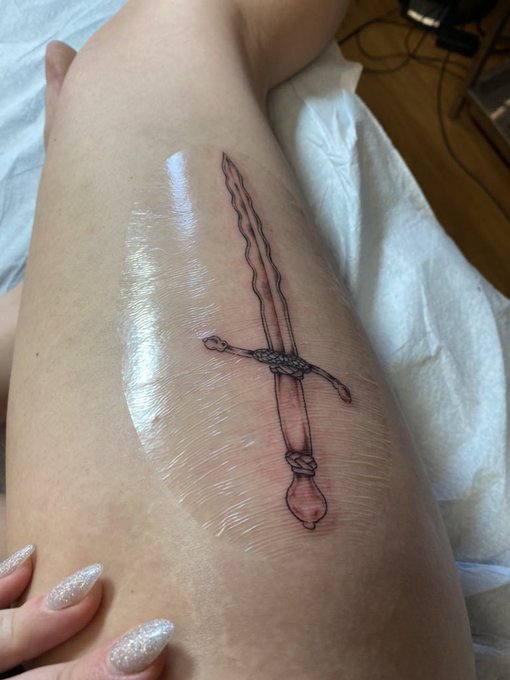 Like my new tattoo? https://t.co/5OMrSSViWC