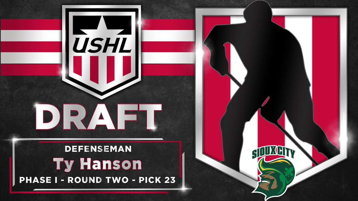 USHL's tweet photo. @USHL_Player_Dev @YtownPhantoms @sfstampede @BlckHawksHockey @LincolnStars @fightingsaints @bucshockey @FargoForce @Musketeerhockey @ChicagoSteel @TriCityStorm @GamblersHockey @MadCapsHockey @RidertownUSA Phase I
Round 2 | Pick 23
Ty Hanson | Defenseman
@Musketeerhockey
#WhosNext https://t.co/mwrTFVlaLf