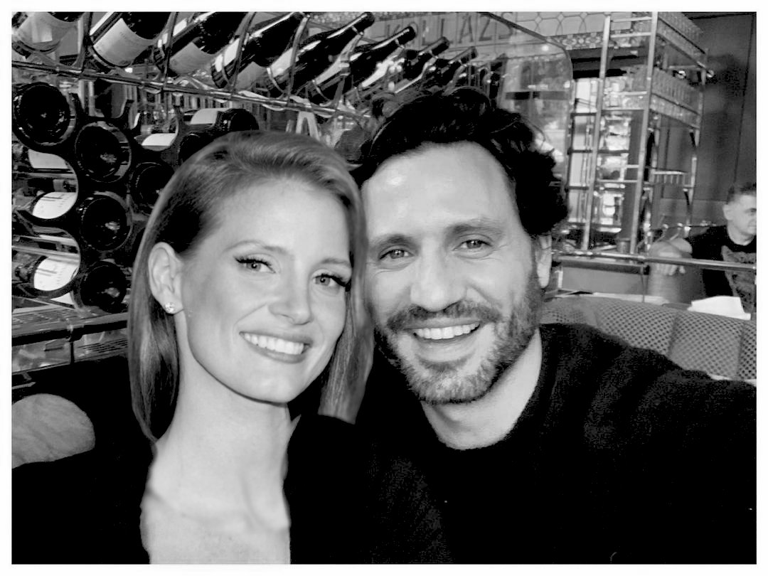 henmarcoley's tweet photo. Nunca me cansaré de decir lo feliz que estoy de poder tenerte a mi lado @ZanRutledge. Por muchas más cenas a tu lado :* https://t.co/oFn1DjWqM6