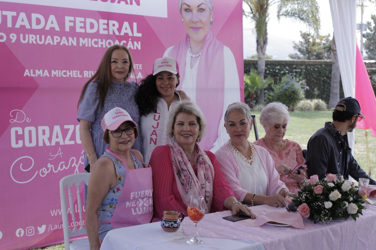 LauraLopezFXM's tweet photo. Agradezco a este grupo de mujeres exitosas por sumarse a este proyecto, juntas somos la #Fuerza del cambio que el país requiere. 
#FuerzaLaura #DeCorazónA💗 #FuerzaRosa #FuerzaMichoacán #FuerzaUruapan #FuerzaXMéxico
#VotaRosa https://t.co/6rCWSB4UJI
