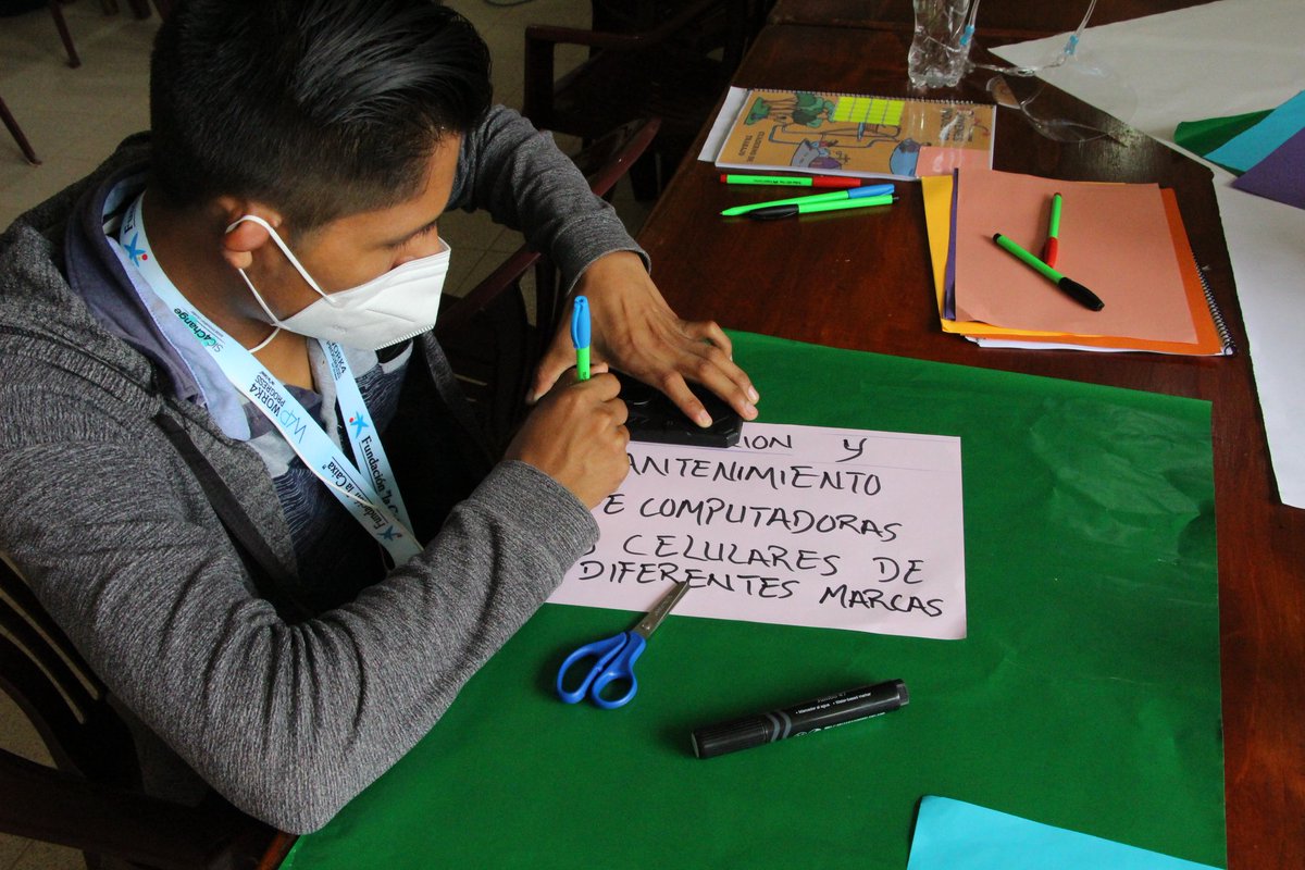 sic4change's tweet photo. #Perú 🇵🇪
¡Queremos contarles que este viernes arrancamos con el último encuentro de #JóvenesInquietos en Condorcanqui, Amazonas!

Continúa el camino hacia el fortalecimiento de 35 jóvenes con ideas de negocio sociales/ambientales. 
Gracias a @FundlaCaixa y @Work4ProgressPE https://t.co/djyxn4QkqQ