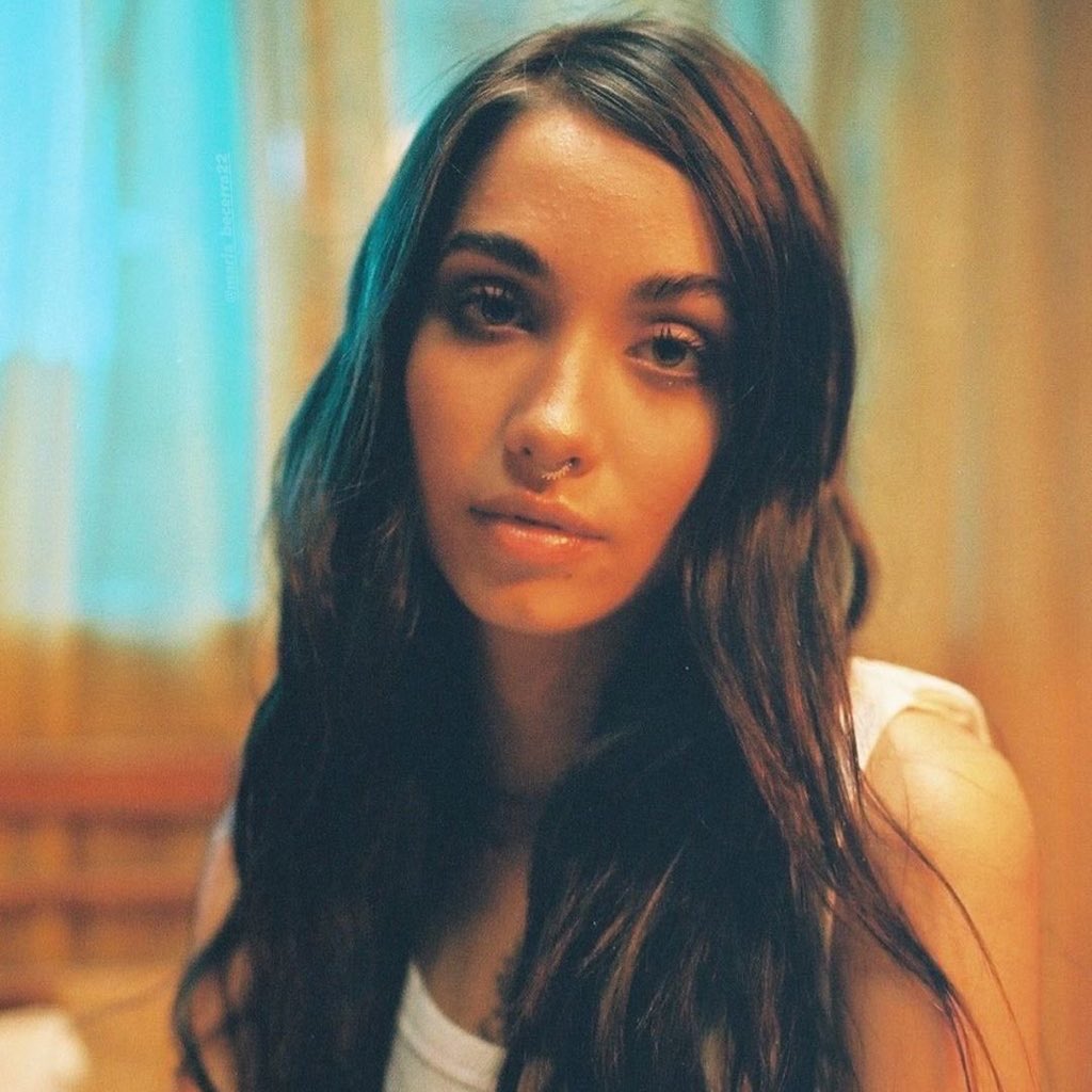 Maria Becerra foi o artista argentina mais transmitida no Spotify ontem, ganhando um total de 3,5 MILHÕES de streams na plataforma.