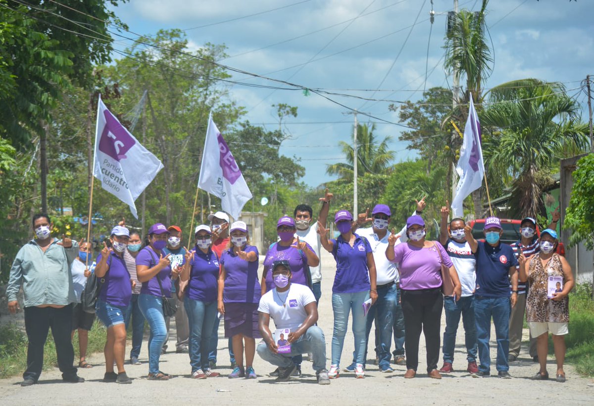 pescancun's tweet photo. "No queremos una esperanza, queremos hechos y resultados" es lo que la gente pide a Joanna Gutierrez, candidata #PES a Dip. Fed. Distrito 4, en cada uno de sus recorridos por #Cancún. Es momento de hacer la diferencia con tu apoyo el 6 de junio.

#VotaPES #PorLaVidaYLaFamilia https://t.co/nToGTbBQSU