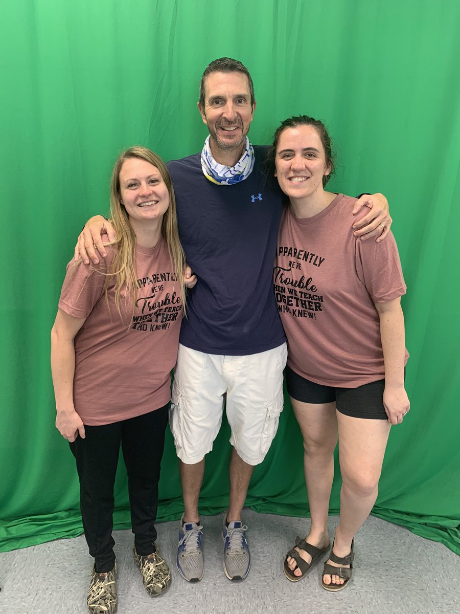 SDHSmsC's tweet photo. “How lucky I am to have something that makes saying goodbye so hard” ❤️❤️ Thanks for everything St. Dominic; I’ll miss you more than you realize. I like to think that this goodbye is just for now. https://t.co/BsJdcAE6Nc