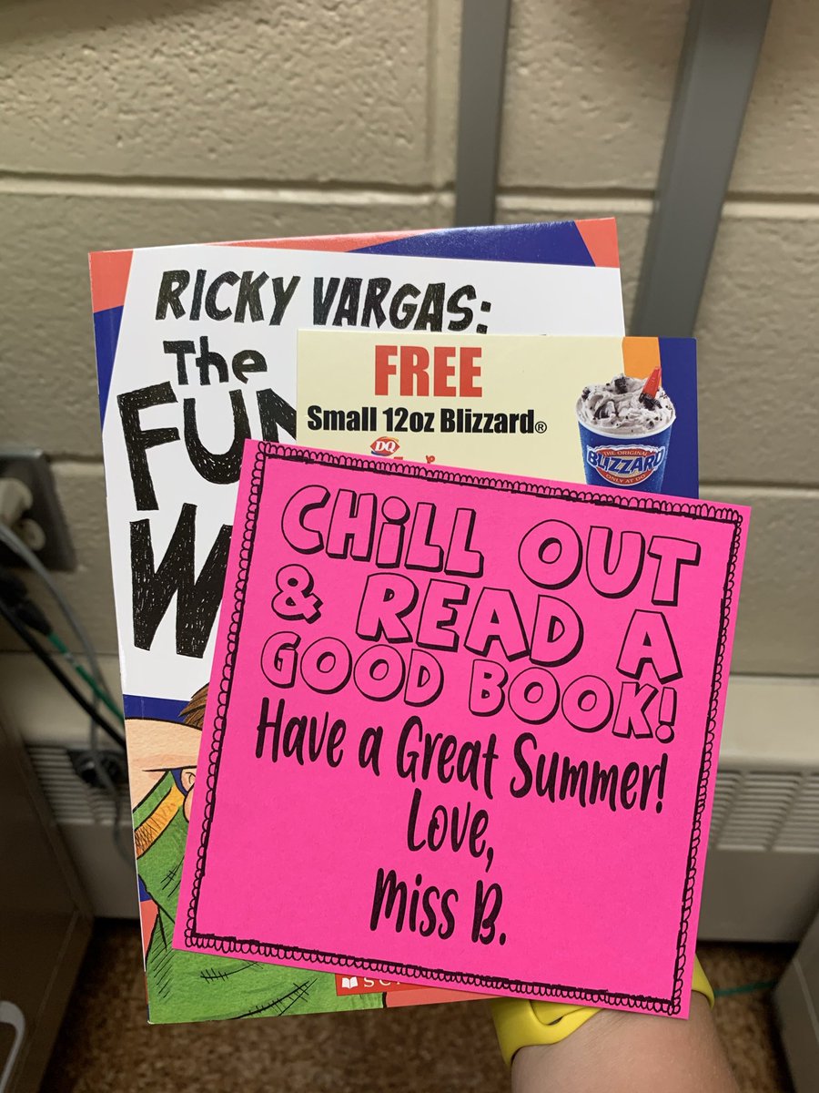 MissBusyB2's tweet photo. Gave my students their end of year gift today! I hope they “chill out” (with some icecream) and read some good books ❤️#summereading #dq https://t.co/ZbIKFV6I0y