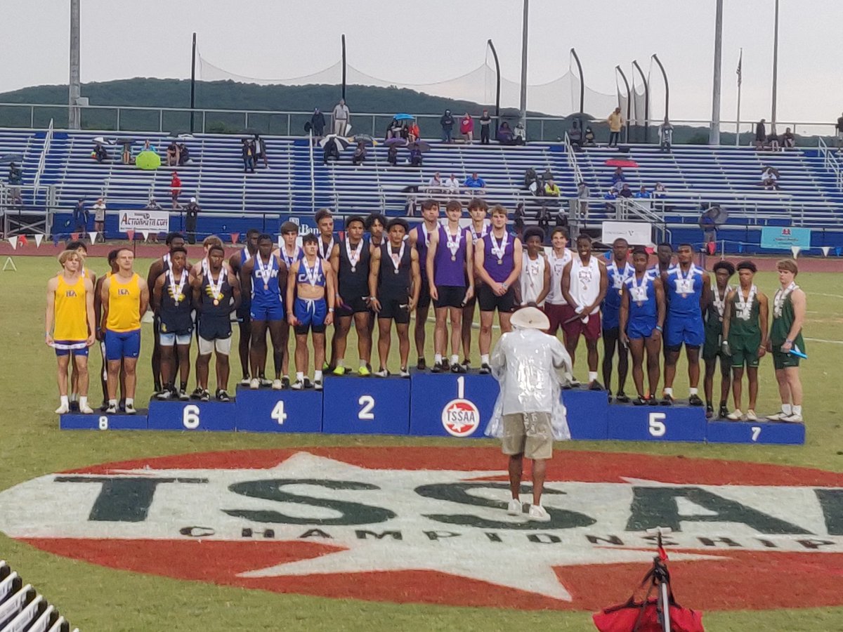 CAK_CoachK's tweet photo. Boys 4x100 PR'd by over a second and finished 4th in the state 

All football guys! Proud of Jay Duncan, JC Blevins, Adam Howard, and Kanye Harris! https://t.co/1XqgstiHdb