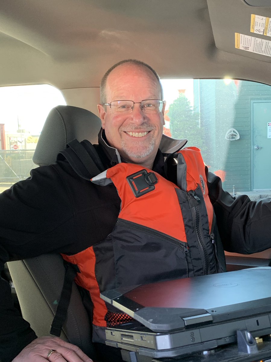 YakimaSheriff's tweet photo. @Radio_Reesha @Radio_Reesha I didn��t forget to wear my vest. Just late posting. Thanks for representing 🦺#reesha 🚤⛵️#lifejacket2work https://t.co/BYURzBt1BG