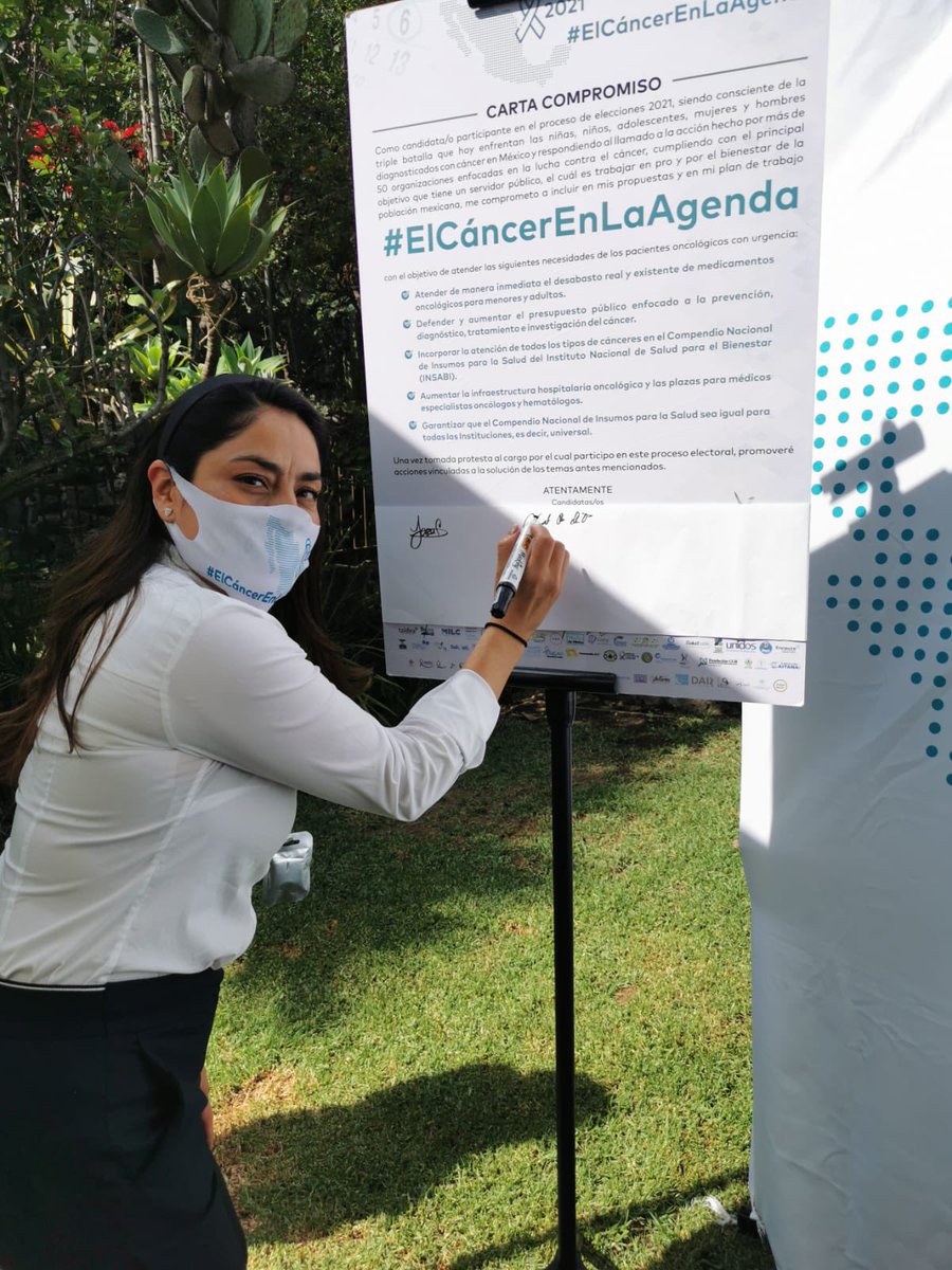Claudia Montes De Oca tweet media