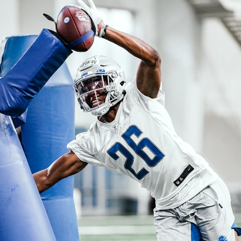 Lions's tweet photo. 📸 OTA Day ✌️