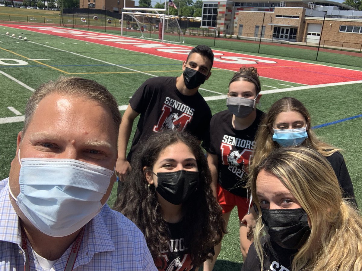 mineolahs's tweet photo. A huge thank you to @kodonnell214 and the @Mineola_SO for making the past 2️⃣ days of BOTC &amp; spirit week an incredible experience for our students‼️ #MineolaProud #MineolaTogether https://t.co/LpsVedv5lL