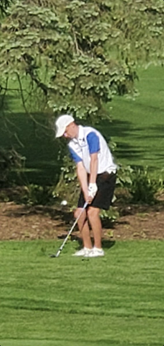 BCLancerGolf's tweet photo. Congratulations to BC Jr. Sam Sonsalla who earned 3rd team ALL-GMC today. Sam's birdie on the 18th hole was "much clutch" #LancerPride
#LancerLeader https://t.co/kDUR7dEOcf