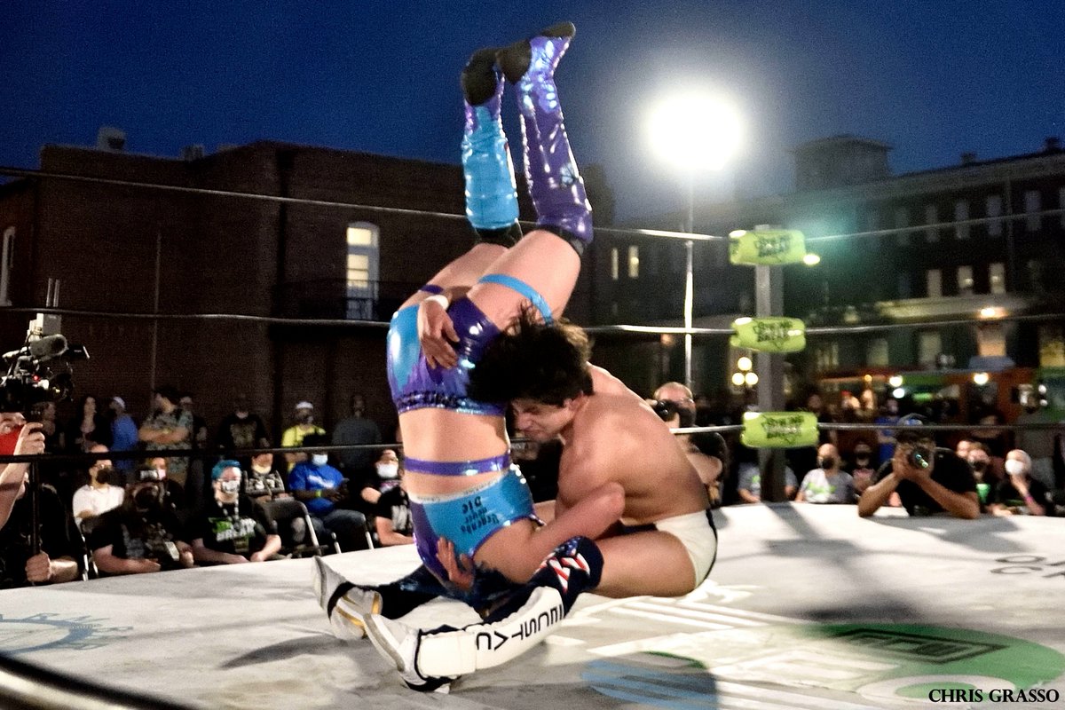 Ringsideguy's tweet photo. Last month's spring break from Tampa revisited #JJSB5 #Rspringbreak @GCWrestling_ 1st match @starb0ycharlie vs. @BillieStarkz 2/2 https://t.co/Ssgn5nUTE7